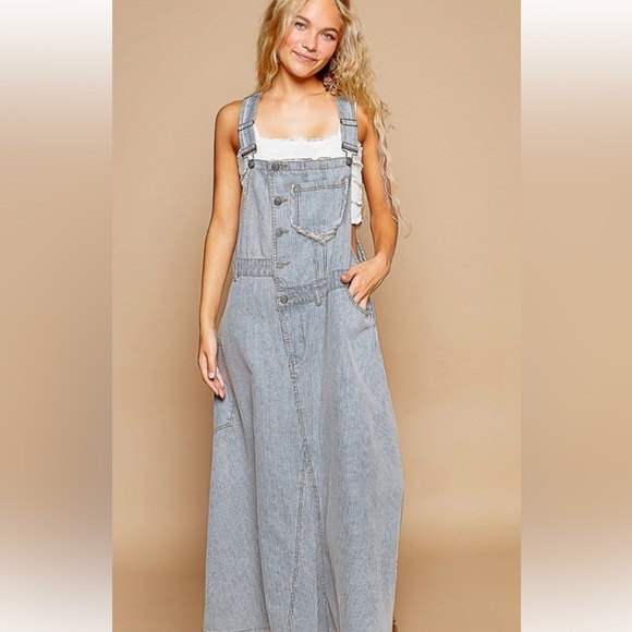 POL Blue Denim Overall light pinstriped dress - Picture 2 of 6